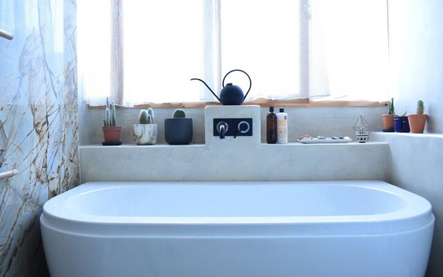 1 Bedroom Camberwell Apartment
