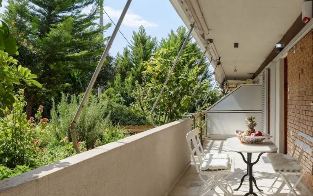 Radiant homm Vouliagmeni Apartment 4ppl
