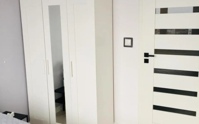 Warszawa Center Powisle 3 Rooms 10th Floor View