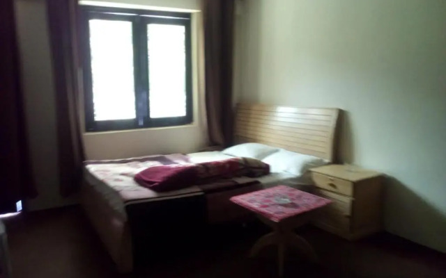 Abbott Hills Guest House