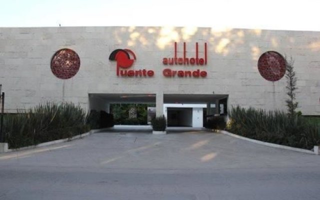 Hotel Puente Grande
