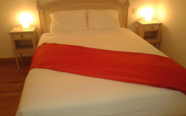 Home Médicis Les Petites Roches