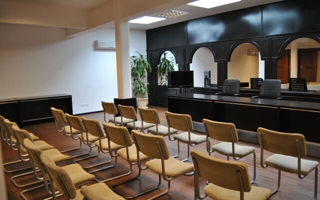 Iberia Hotel