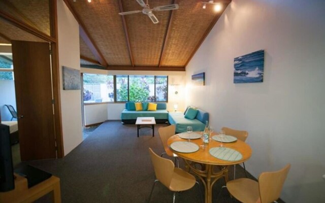 Sea Urchin Apartment