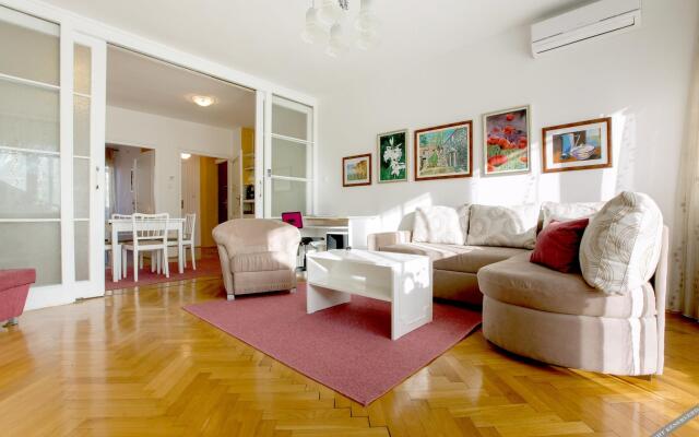 Zagreb Point Apartments - Cvetje