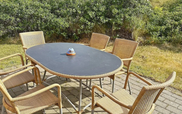 6 Person Holiday Home in Romo