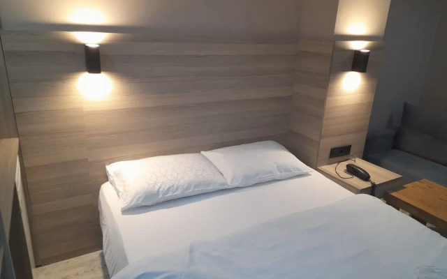 Moon Hotel Şirinevler
