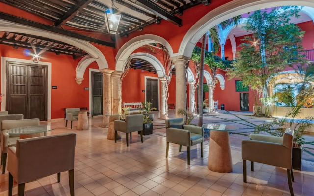 Hotel H.O.