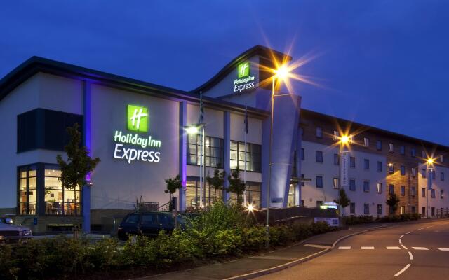 Holiday Inn Express Walsall M6J10, an IHG Hotel