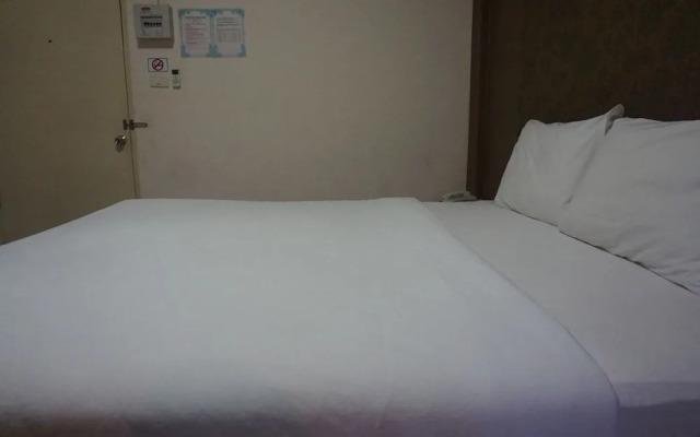 Wetsawat Place Hotel