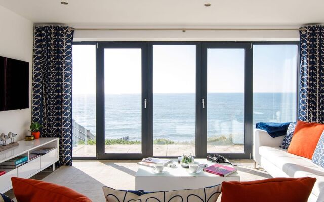 The Sea House - Ultimate Seafront Living Sunsets