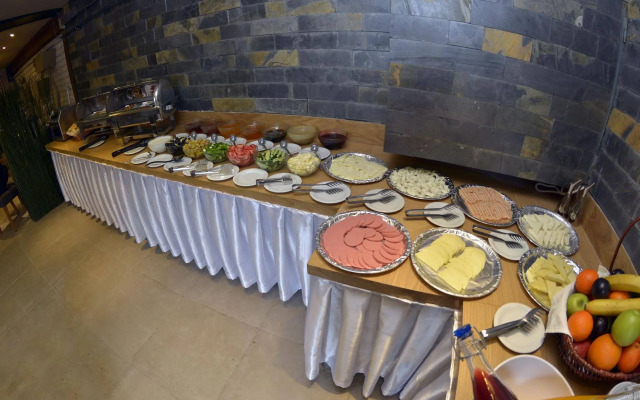 L'onde Business Suites