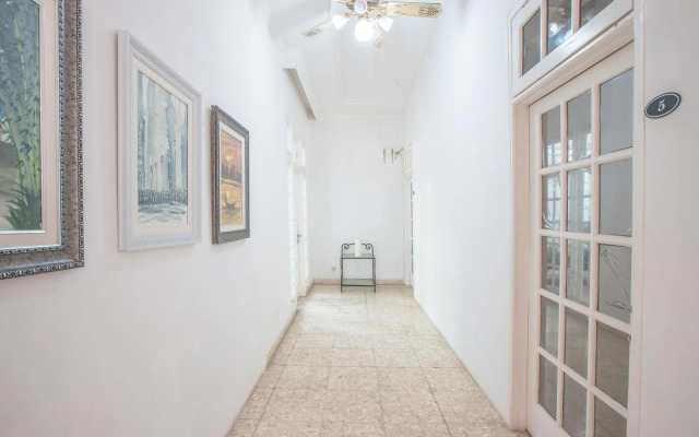 Super OYO 332 Residence G17 Kemang