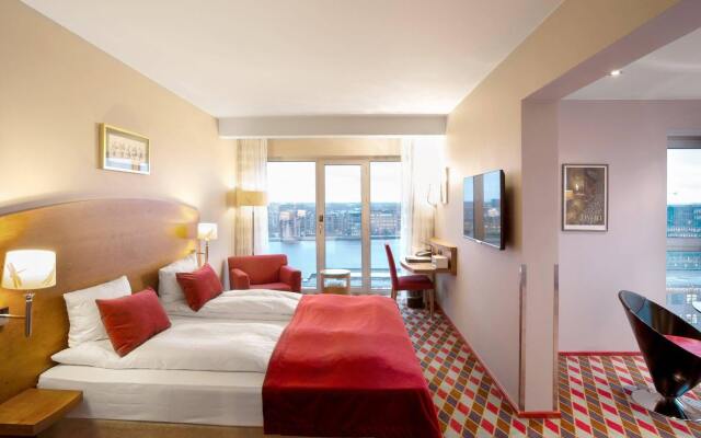Tivoli Hotel