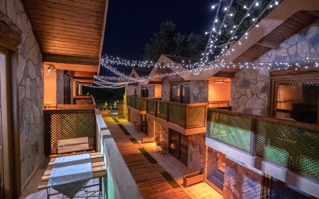 Taş Mahall Luxury Hotel
