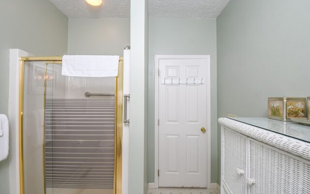 Clear View 4 Bedroom House