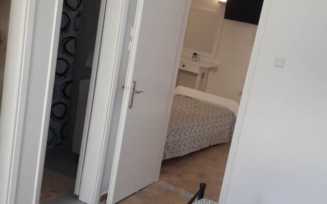 Spasmata Studios & Apartments