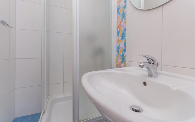 Beautiful Apartment in Pakostane With Wifi and 1 Bedrooms