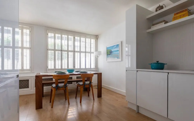 Canning Place Mews by Onefinestay