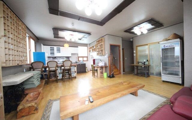Dalsamba Guesthouse 1