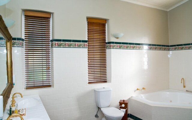 Hermitage Hill Country Retreat & Function Centre