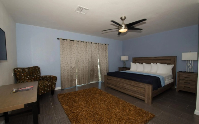 Thunderbird Hotel