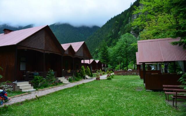 Akyuz Kardesler Hotel & Bungalow