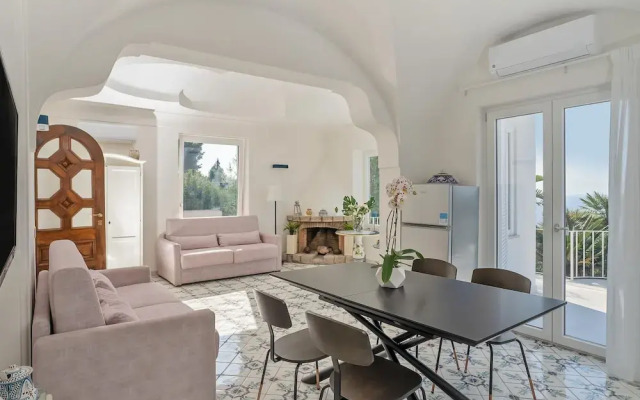 Villa Azzurra - by Elite Villas