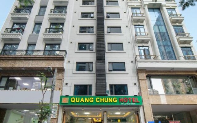 RedDoorz Plus Quang Chung Hotel