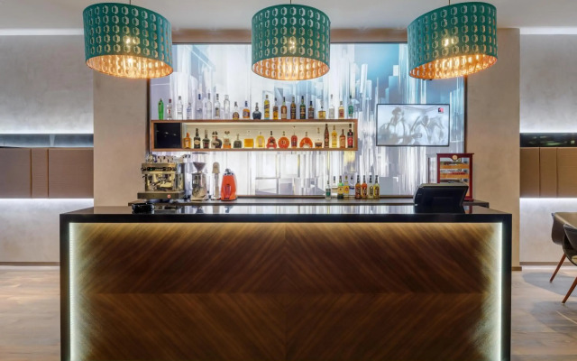 Sky Blue Hotel & Spa