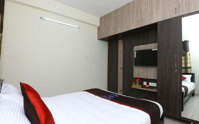 OYO 10123 The Posh Residency