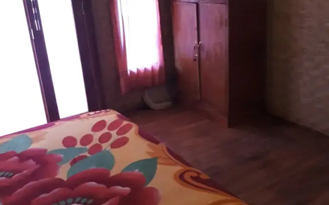 Menjangan Hostel