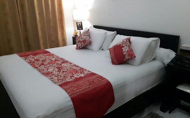 Mel'S Inn Manado