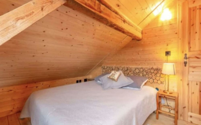 Lush Apartment With Terrace Views – Guest Rooms – Gstaad