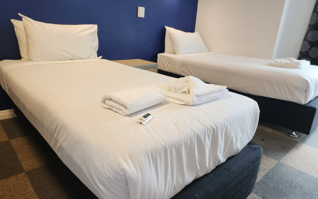Albion of Auckland – Guest Rooms – Auckland