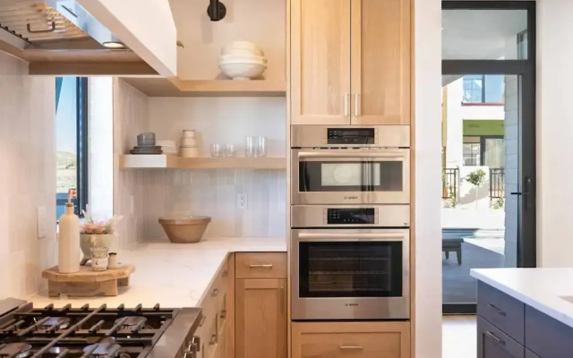 Golden Hour by RedAwning