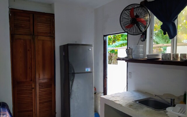 Room in Lodge - Method Living Tropical Edition 50024