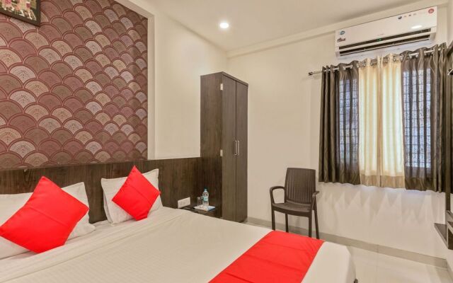 OYO 19196 Shree Sai Niladri Residency