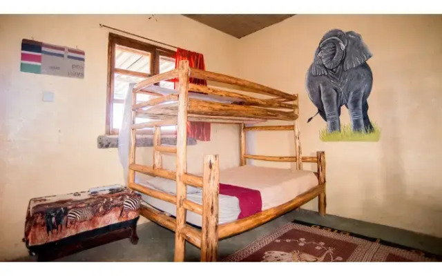 WE4Kenya Guesthouses and Farm