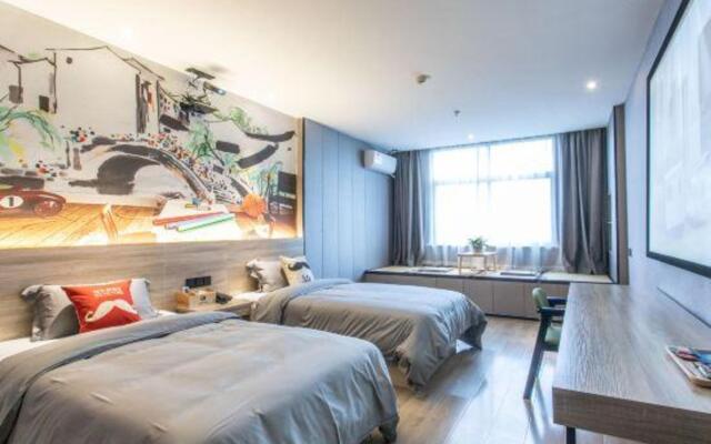 Luoke Huafei Hotel