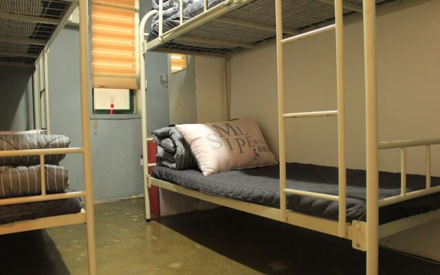 U Guesthouse in Hongdae Female Only - Hostel