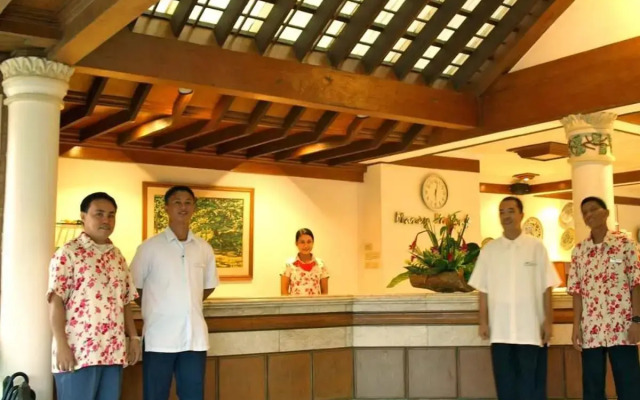 Almont Inland Resort