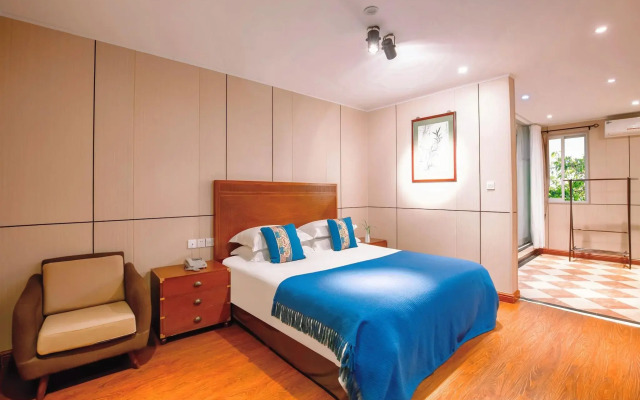 Chengdu Wenjun courtyard Hotel