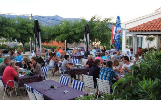 Aparthotel Buratovic