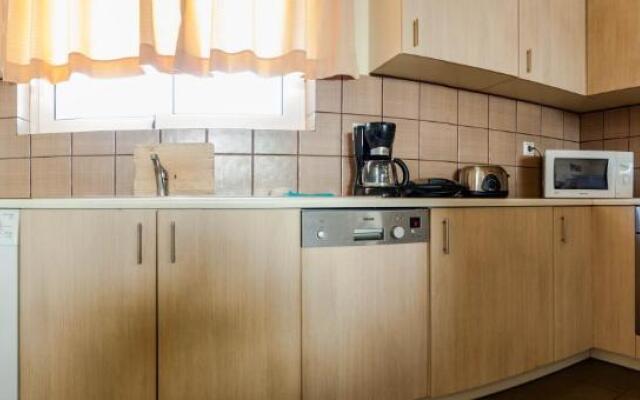 Argo Apartments