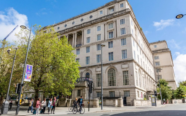 Britannia Adelphi Hotel