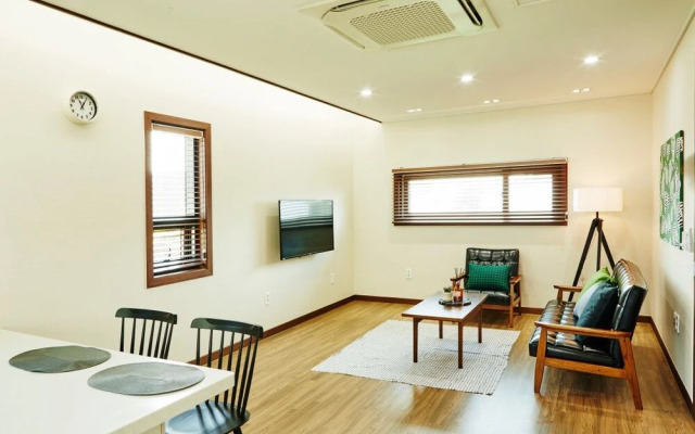 Baco Home 3 & Slow Mansion