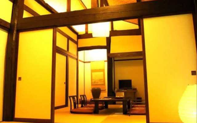 Kaikake Onsen Ryokan