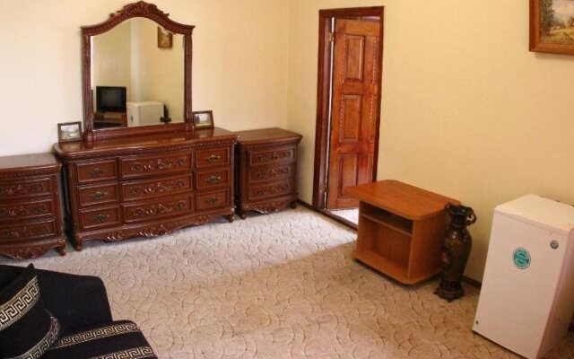 Hotel Priboy 2