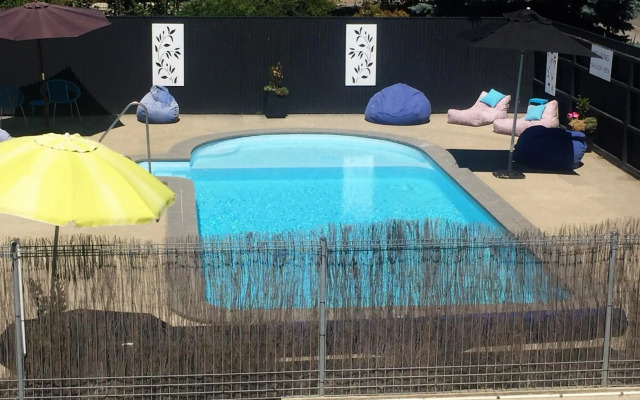 Fairway Motel and Apartments